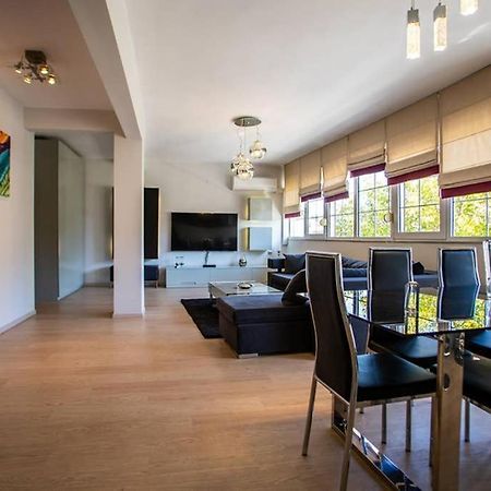A Stylish Apartment In The Center Of كاستوريا المظهر الخارجي الصورة